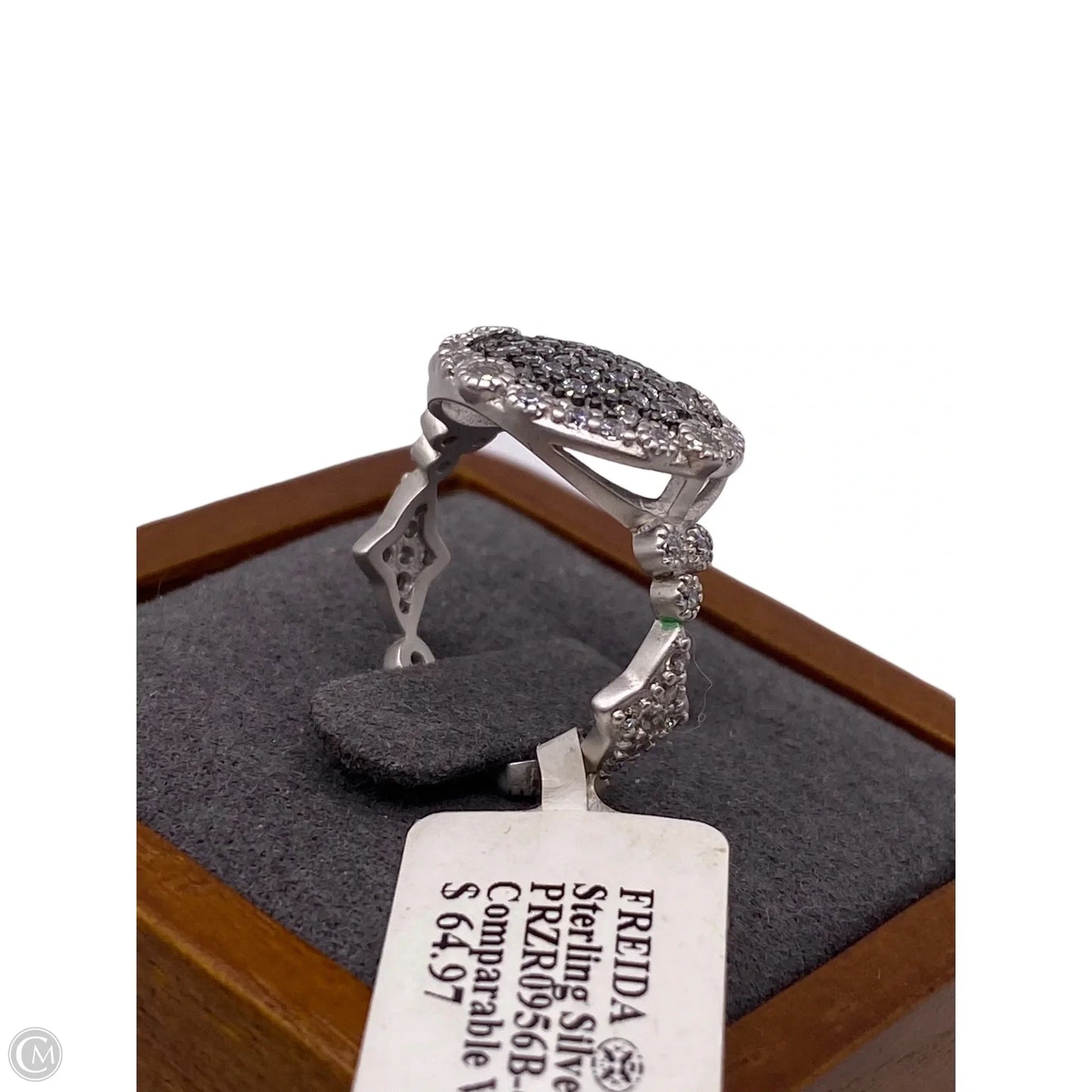 Ring Statement By Clothes Mentor, Size 6