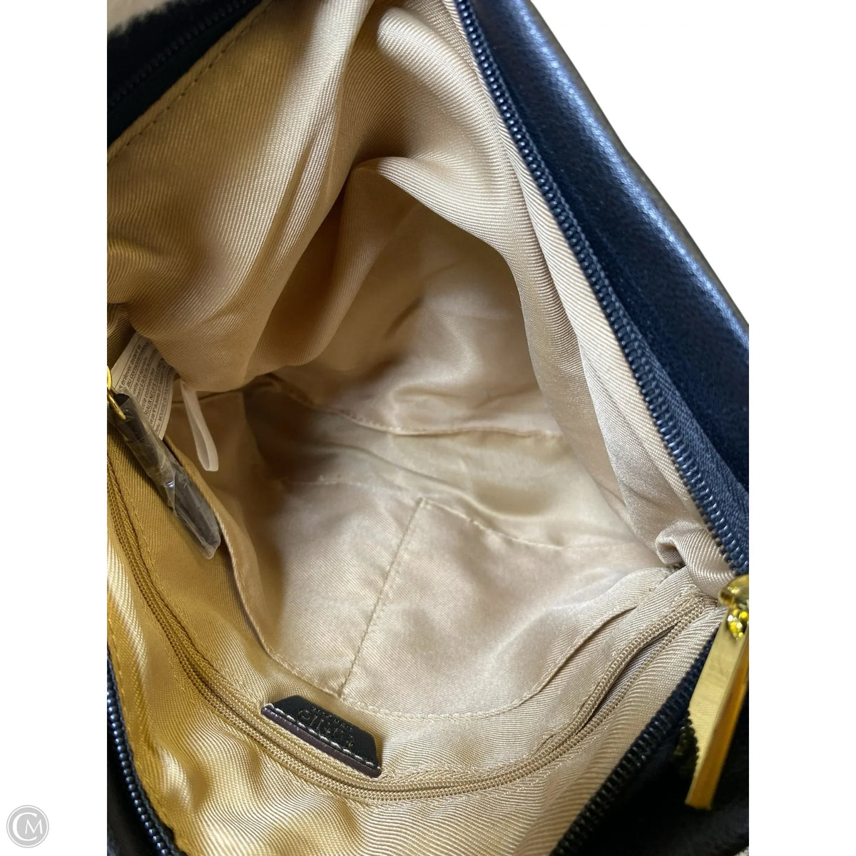 Crossbody By Clothes Mentor, Size: Medium