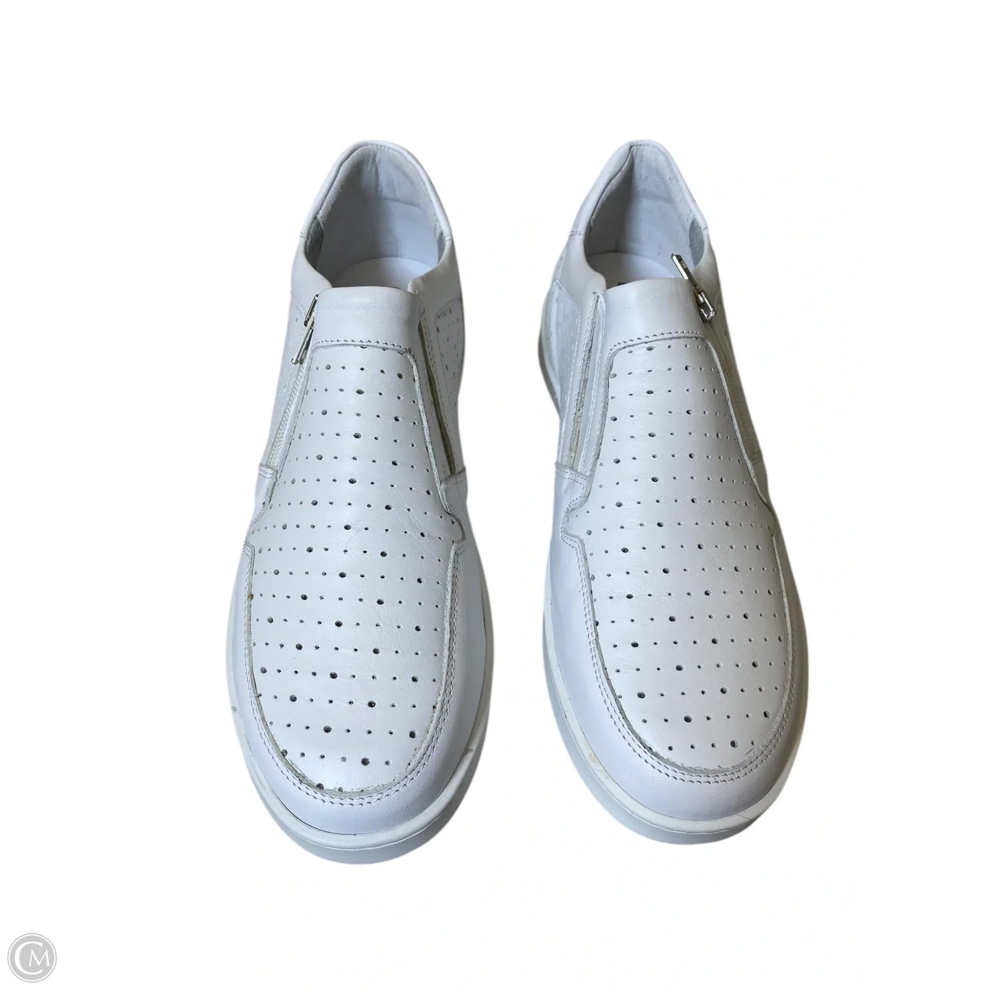 Shoes Sneakers By Clothes Mentor In White, Size: 10