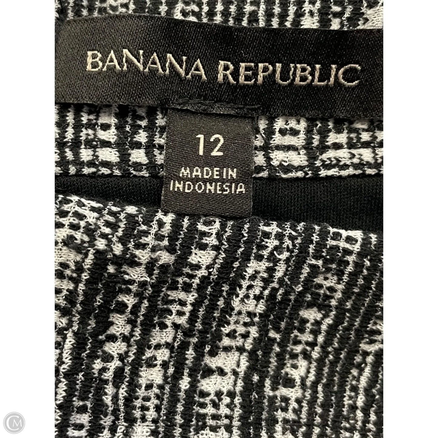 Skirt Midi By Banana Republic In Black & White, Size: L