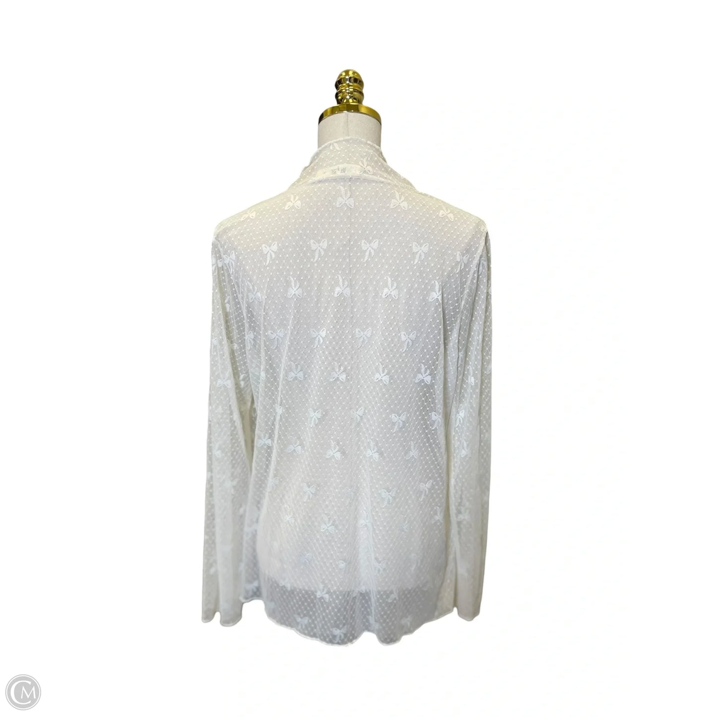 Top Long Sleeve By Clothes Mentor In White, Size: 2x