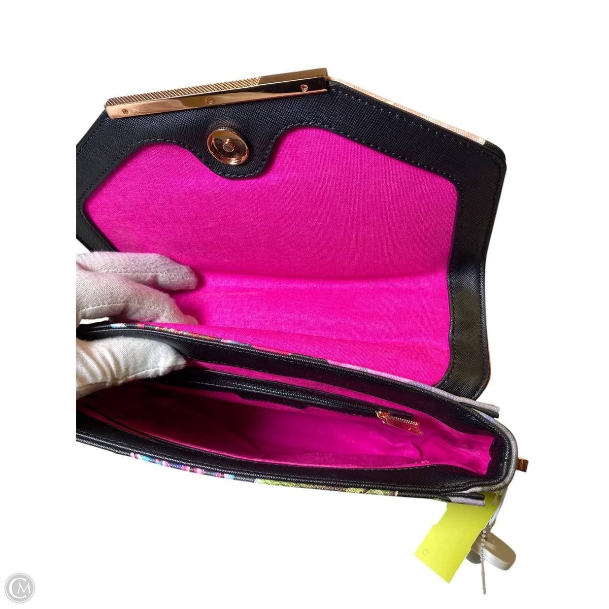 Handbag By Ted Baker, Size: Medium