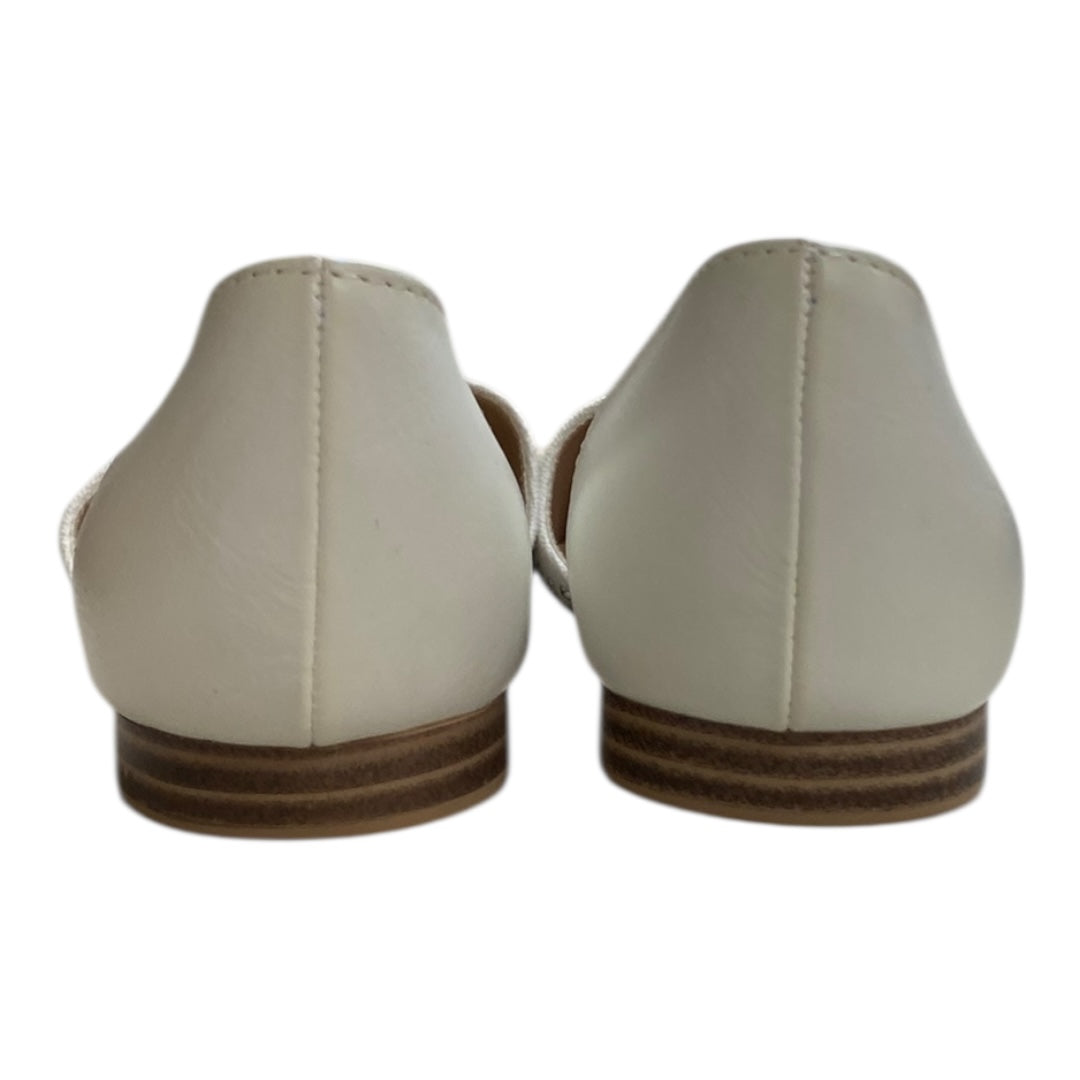 Shoes Flats By Isaac Mizrahi In White, Size:6