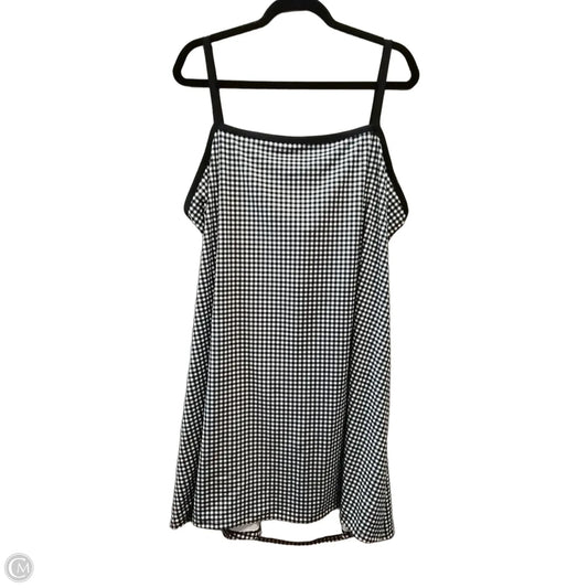 Dress Casual Short By Wild Fable In Checkered Pattern, Size: 3x