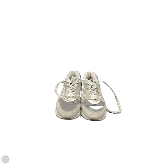 Shoes Athletic By Clothes Mentor In Grey, Size: 7.5