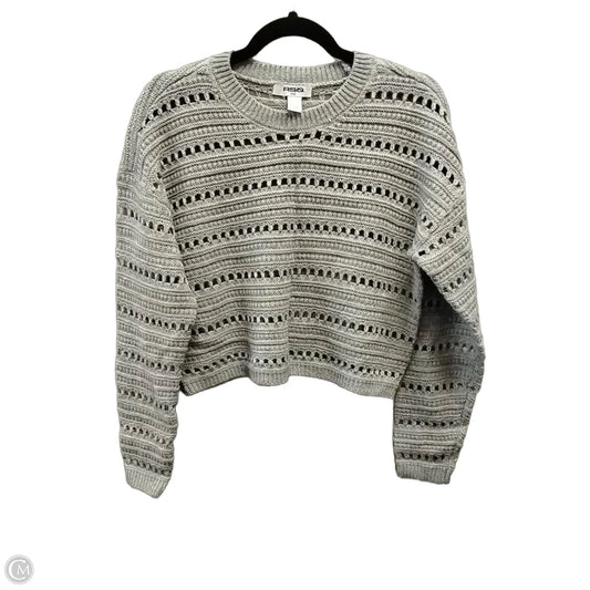 Sweater By Clothes Mentor In Grey, Size: S