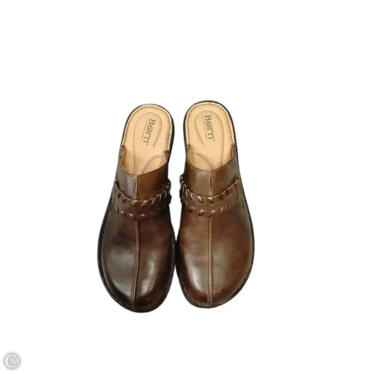 Shoes Flats By Born In Brown, Size: 10