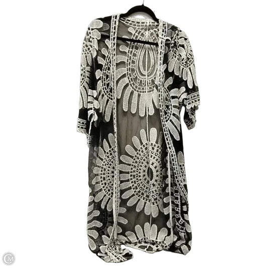 Kimono By Cme In Black & White, Size: Onesize