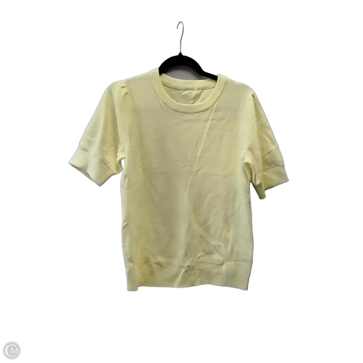 Sweater Short Sleeve By Clothes Mentor In Yellow, Size: M