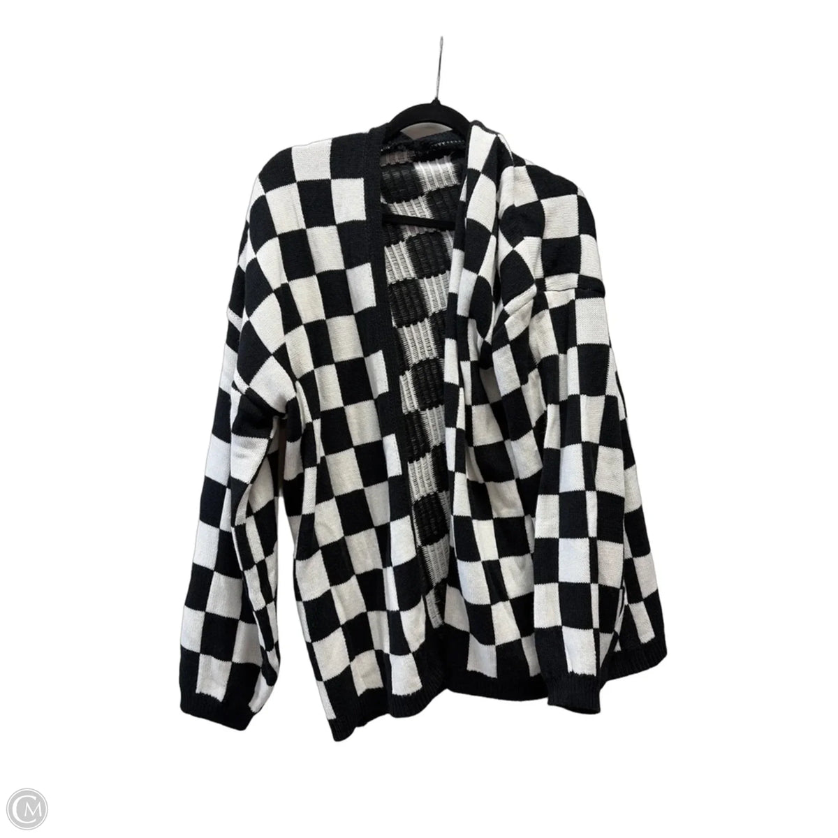 Sweater By Clothes Mentor In Checkered Pattern, Size: L