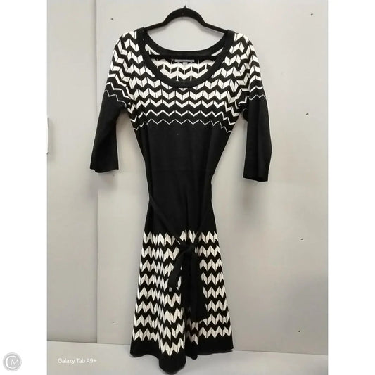 Dress Casual Midi By Dannyandnicole In Geometric Pattern, Size: M