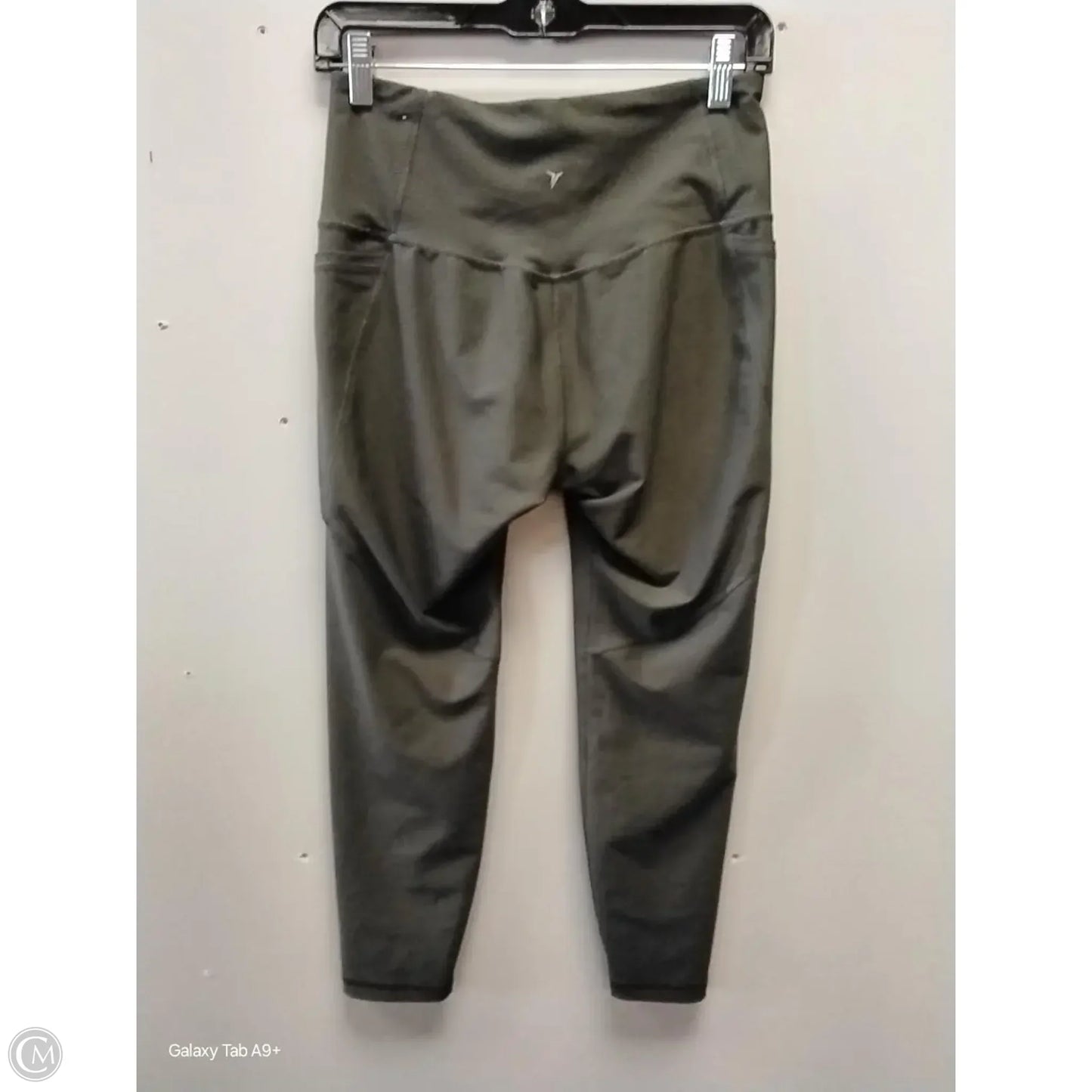 Athletic Capris By Old Navy In Green, Size: L