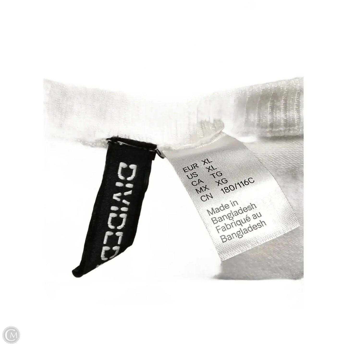 Sweater Short Sleeve By Divided In White, Size: Xl