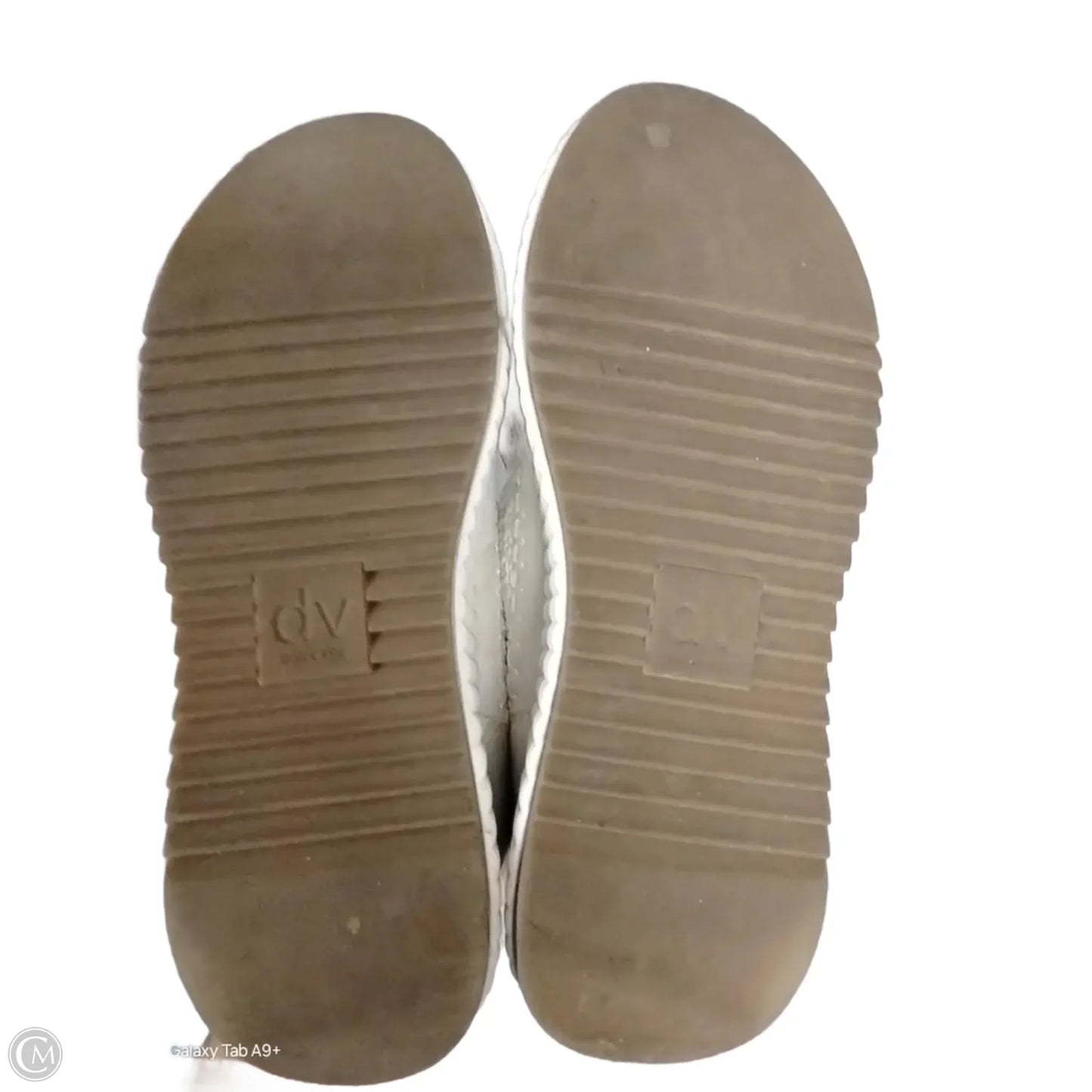 Shoes Sneakers By Dolce Vita In Beige, Size: 10