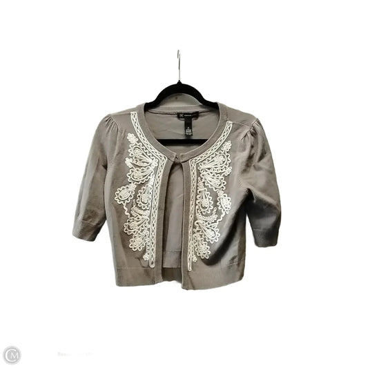 Sweater Short Sleeve By Inc In Grey & White, Size: M