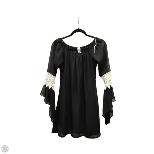 Dress Casual Short By Clothes Mentor In Black & White, Size: S