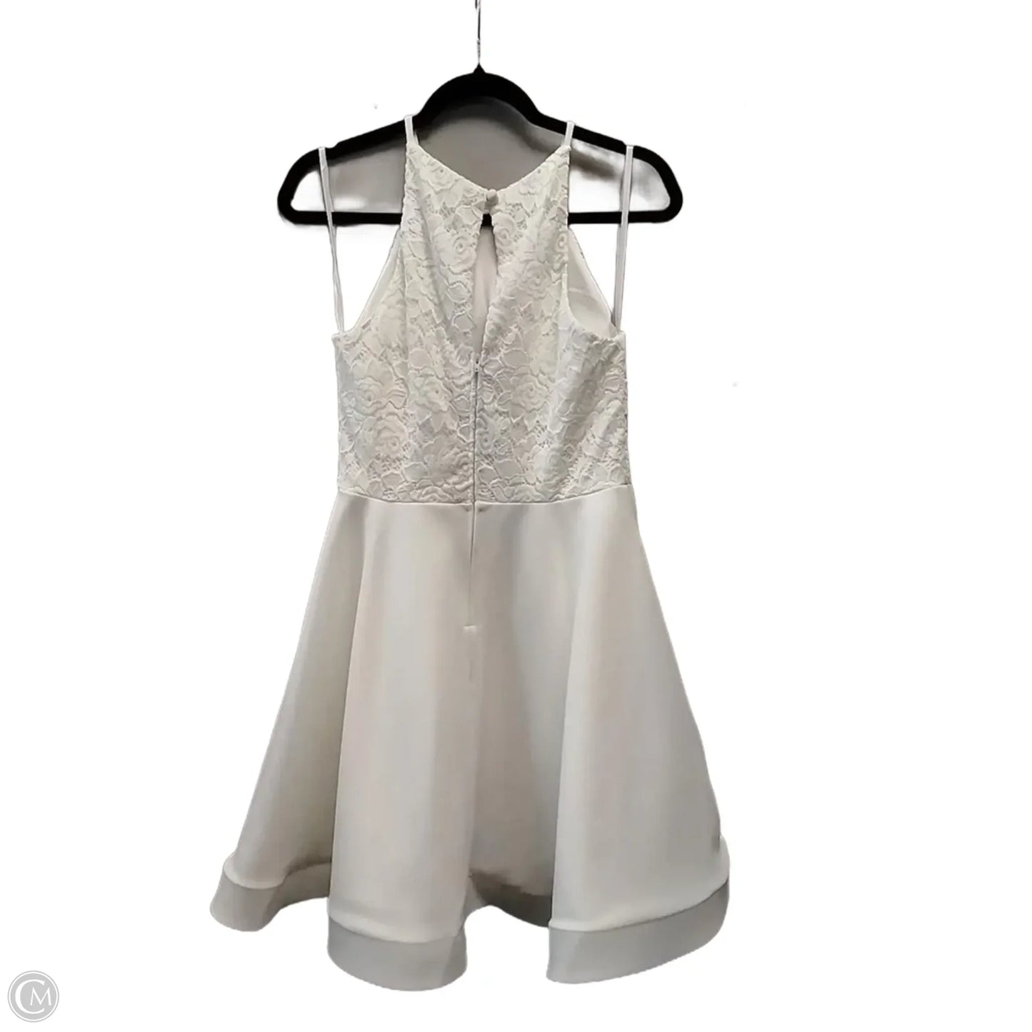 Dress Casual Short By Clothes Mentor In White, Size: 10