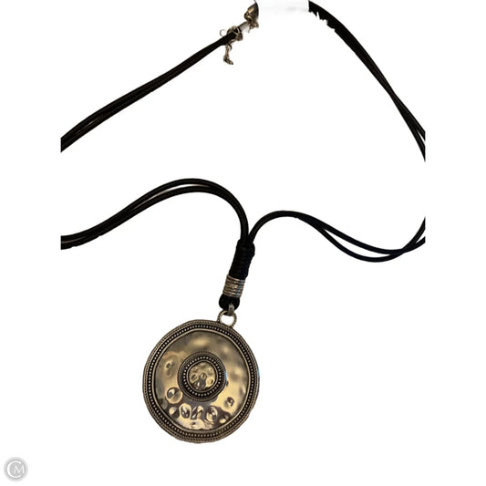 Necklace Pendant By Cato