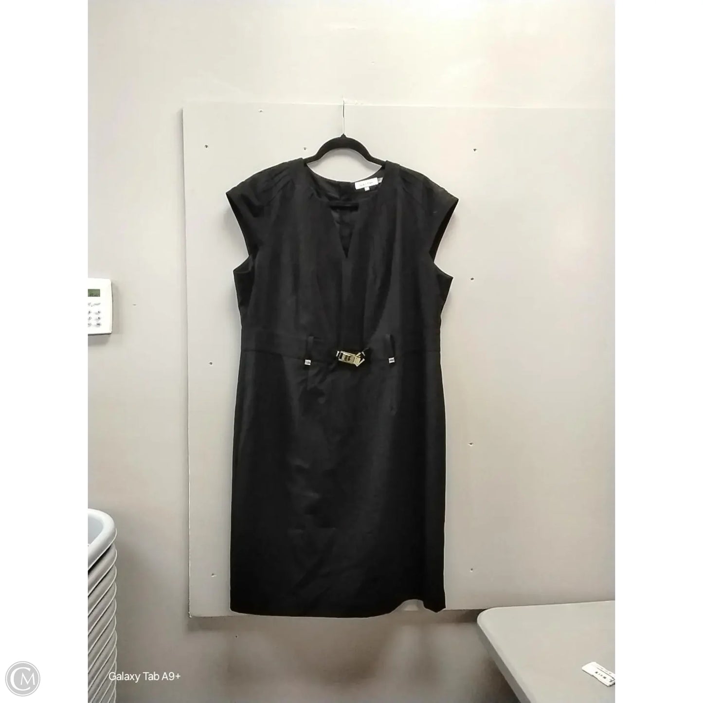 Dress Casual Short By Calvin Klein In Black, Size: 16