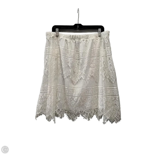 Top Long Sleeve By Boohoo Boutique In White, Size: M
