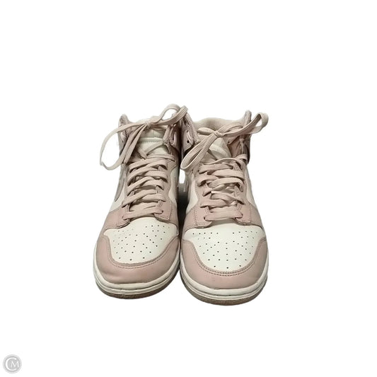 Shoes Sneakers By Nike In White, Size: 8