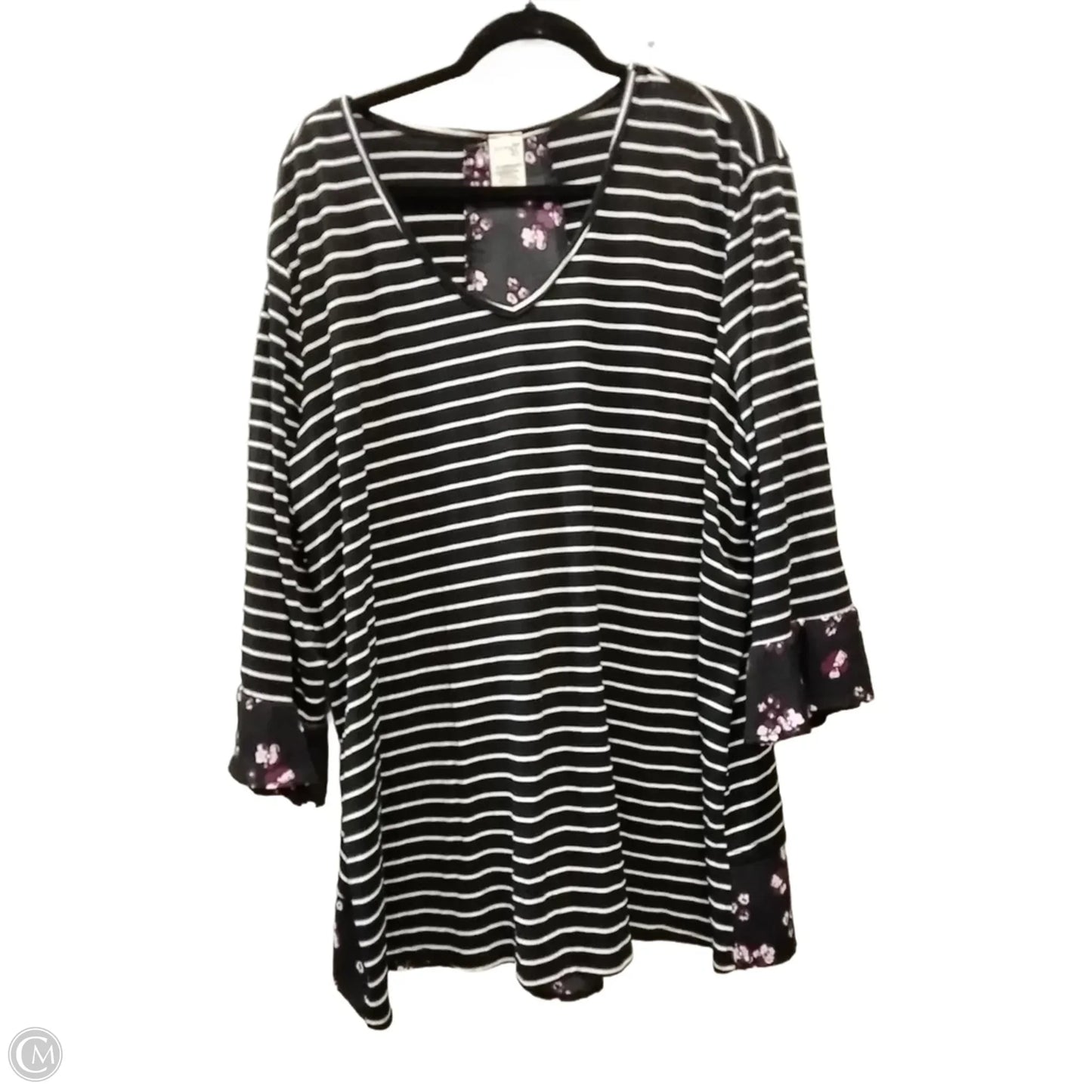 Top Long Sleeve By Terra & Sky In Striped Pattern, Size: 2x