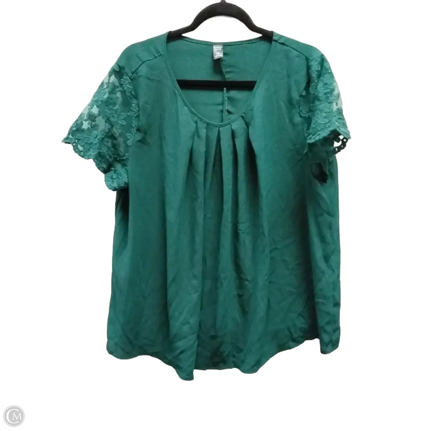 Top Short Sleeve By Emery Rose In Green, Size: 2x