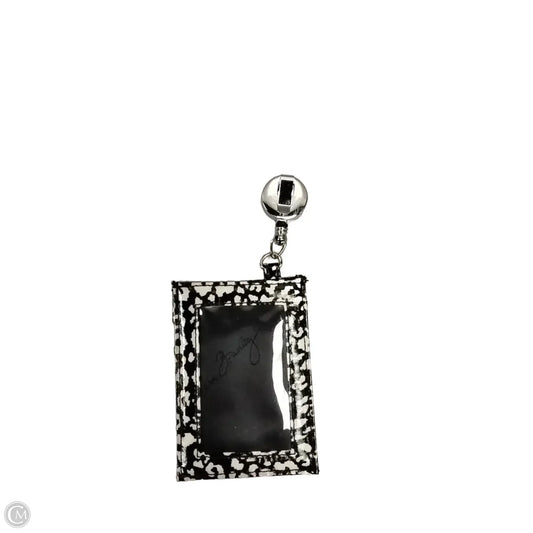 Id/card Holder By Vera Bradley, Size: 01 Piece
