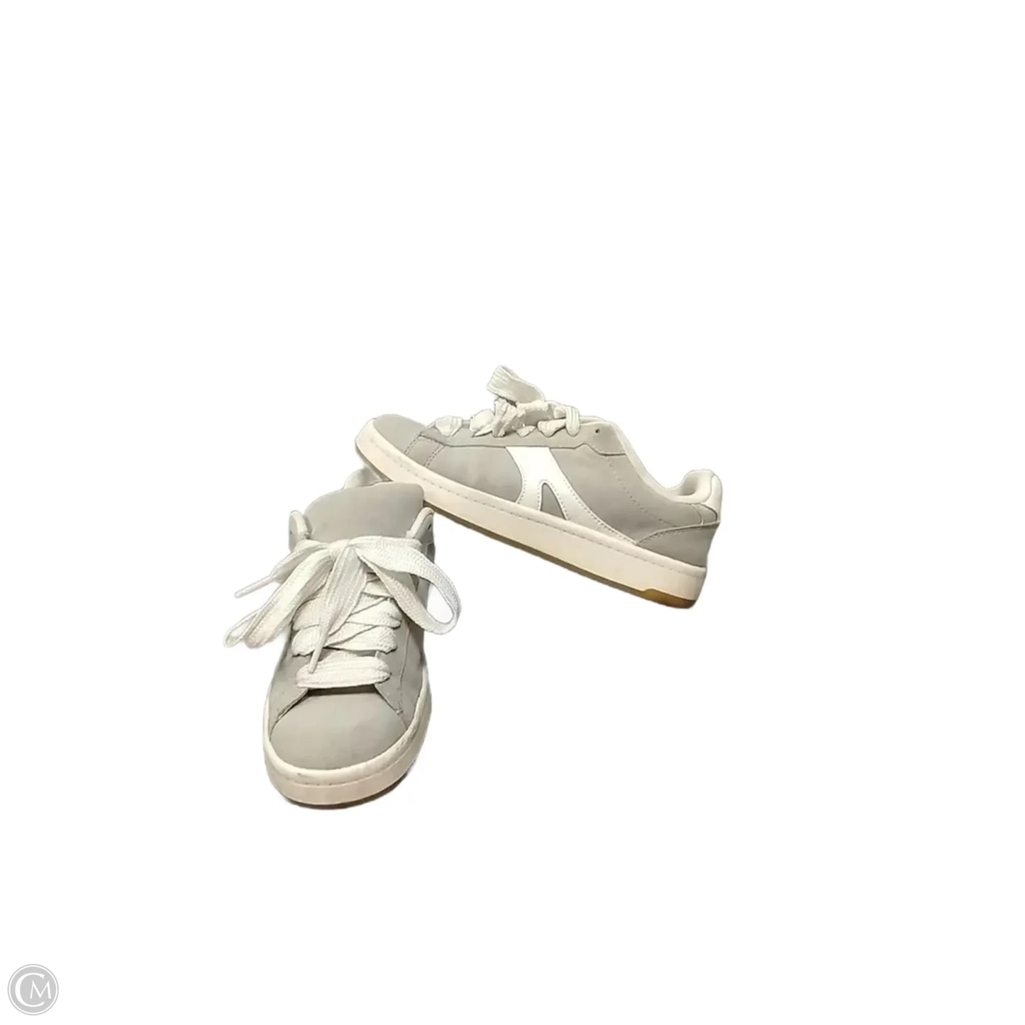 Shoes Sneakers By No Boundaries In Grey & White, Size: 6.5
