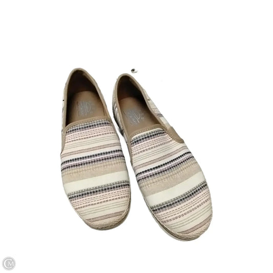 Shoes Flats By Bobs In Striped Pattern, Size: 7.5