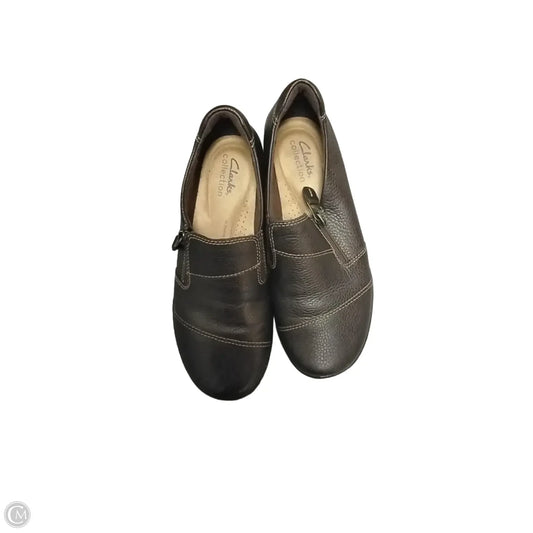 Shoes Flats By Clarks In Brown, Size: 7.5