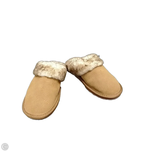 Slippers By Clarks In Tan, Size: 7