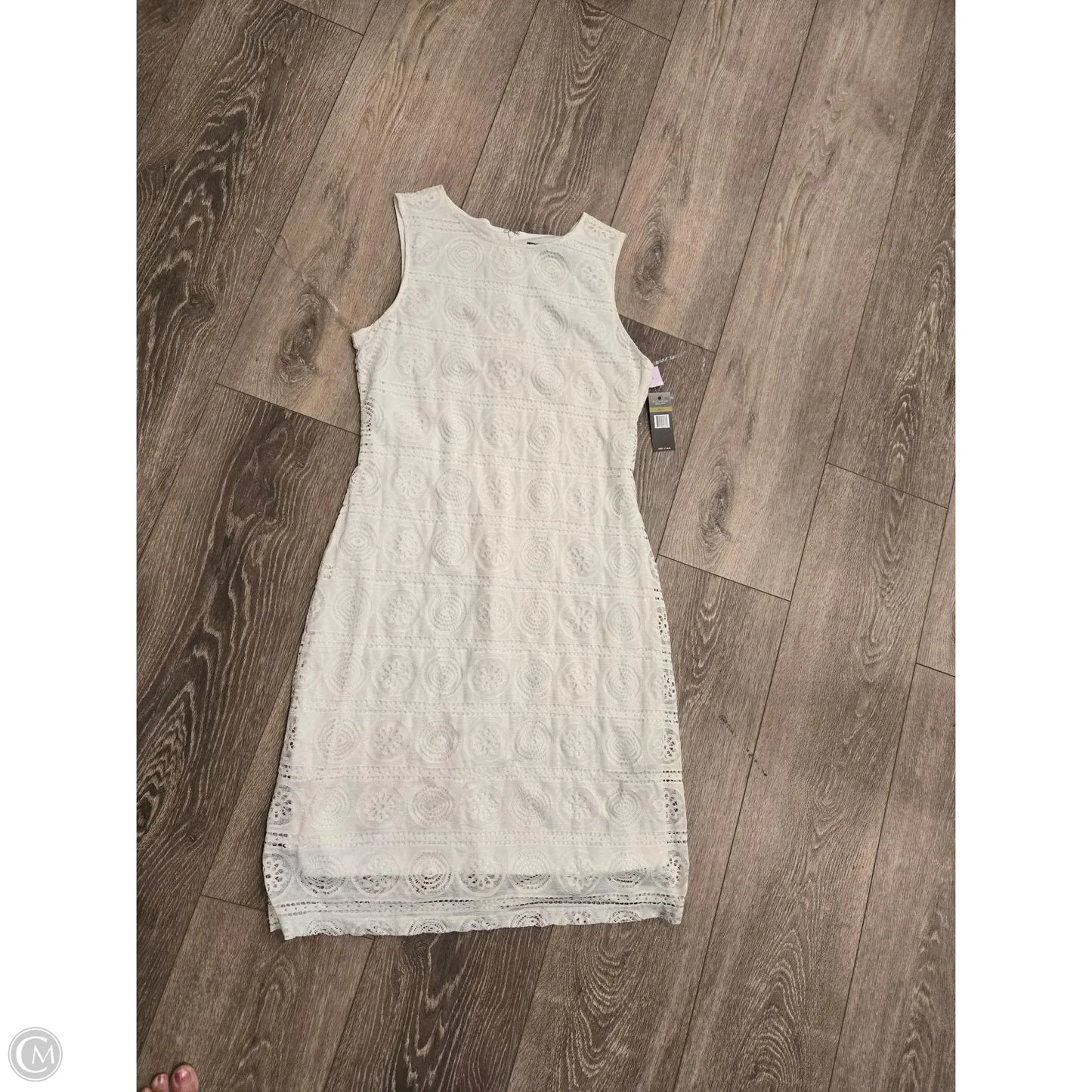 Dress Casual Short By Sharagano In White, Size: M