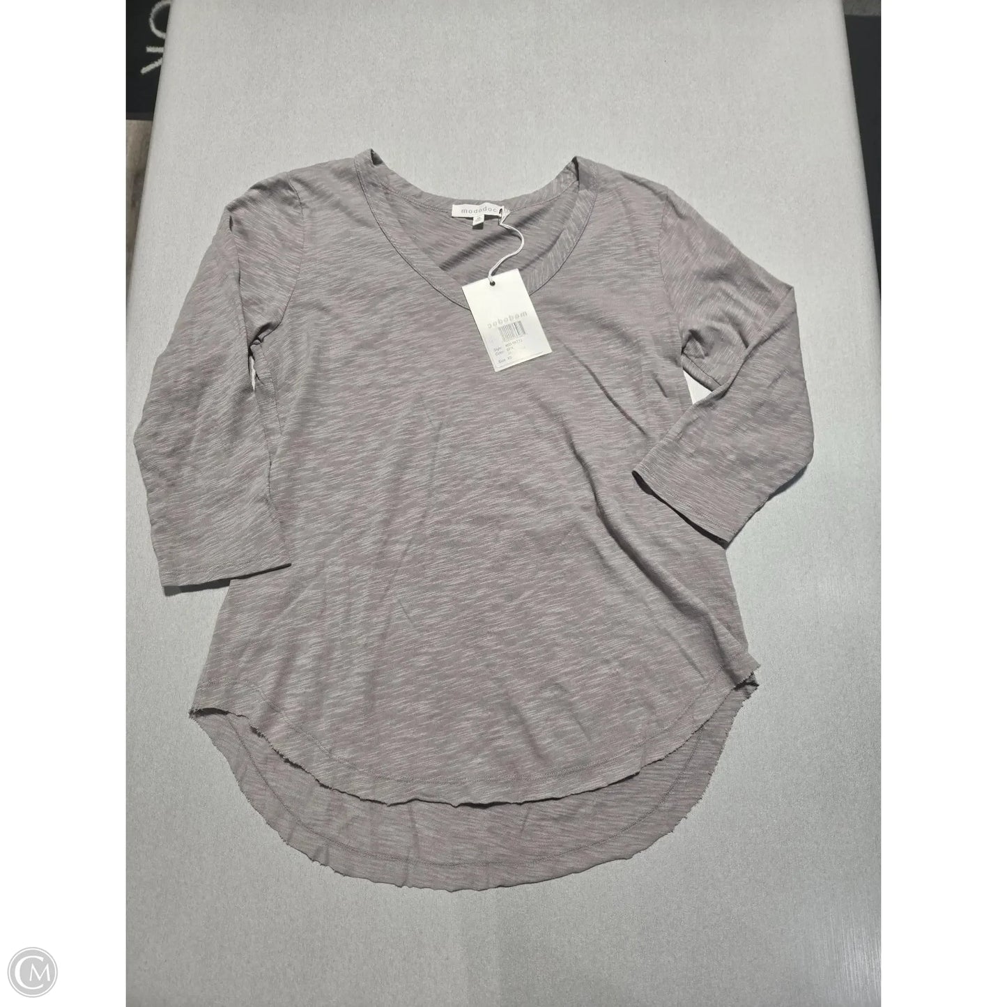 Top Long Sleeve By Cmc In Grey, Size: Xs