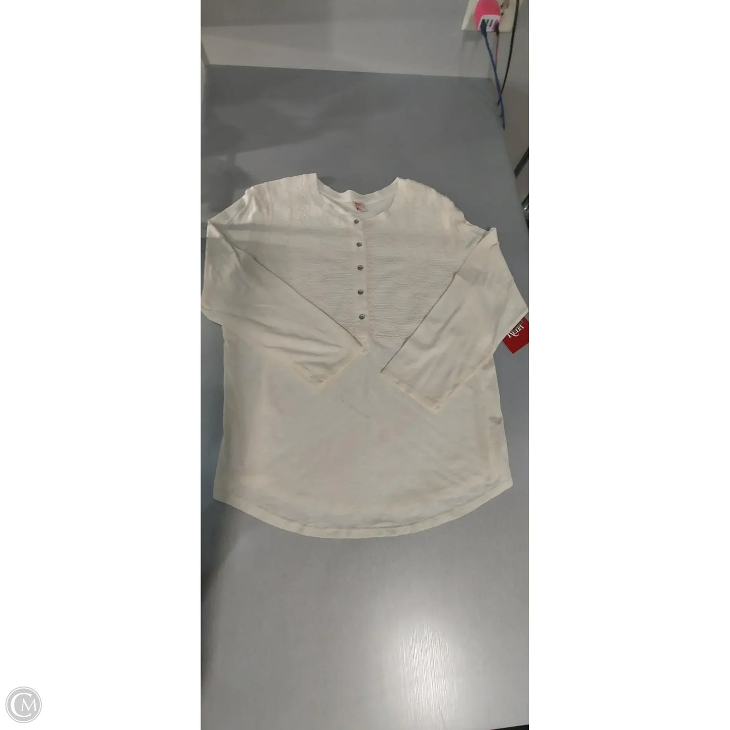 Top Long Sleeve By Reba In Cream, Size: Xl