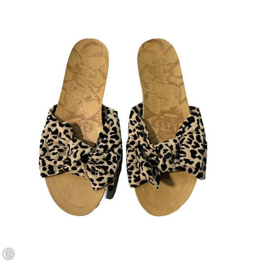 Sandals Flats By Blowfish In Animal Print, Size: 8