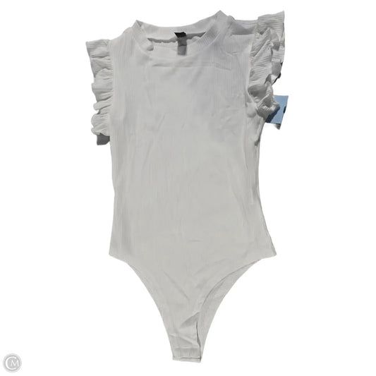 Top Short Sleeve Basic By Shein In White, Size: S