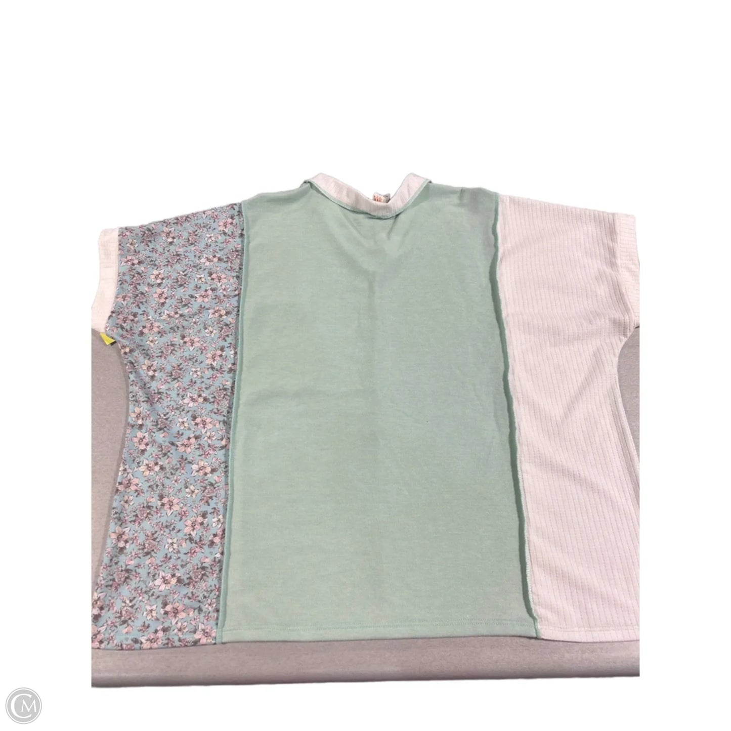 Top Short Sleeve Basic By 7th Ray In Green & White, Size: Xl