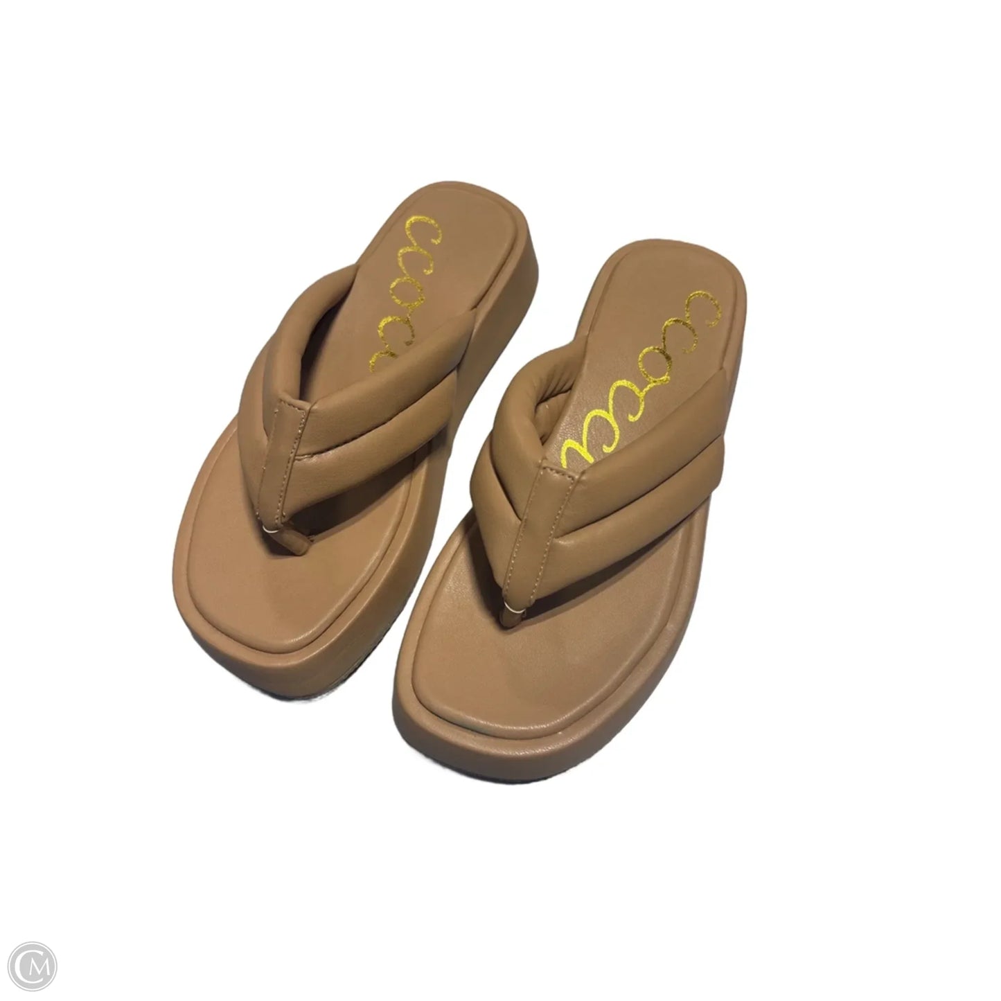 Sandals Flats By Cmc In Tan, Size: 5.5