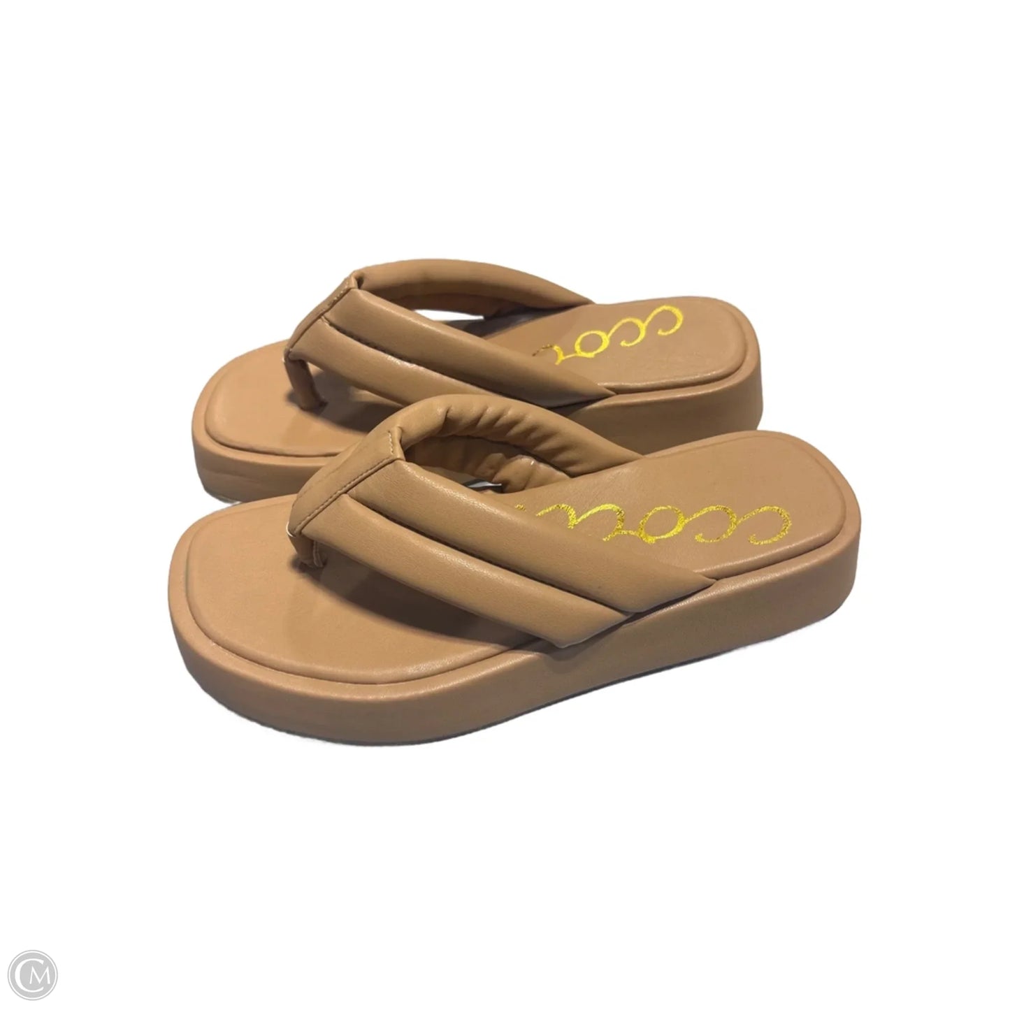 Sandals Flats By Cmc In Tan, Size: 5.5