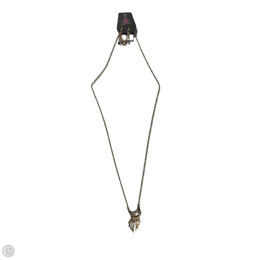 Accessory Label By Clothes Mentor