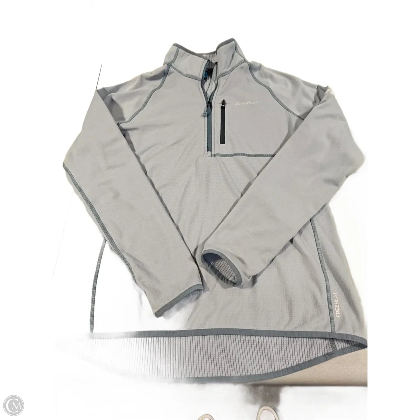 Athletic Top Long Sleeve Collar By Eddie Bauer In Grey, Size: L