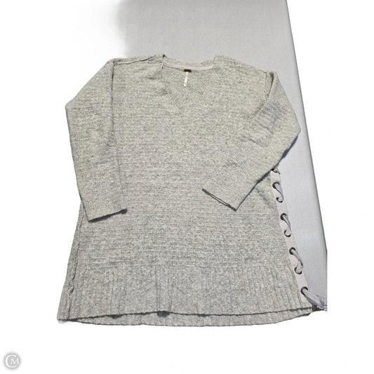 Sweater By Free People In Grey, Size: Xs