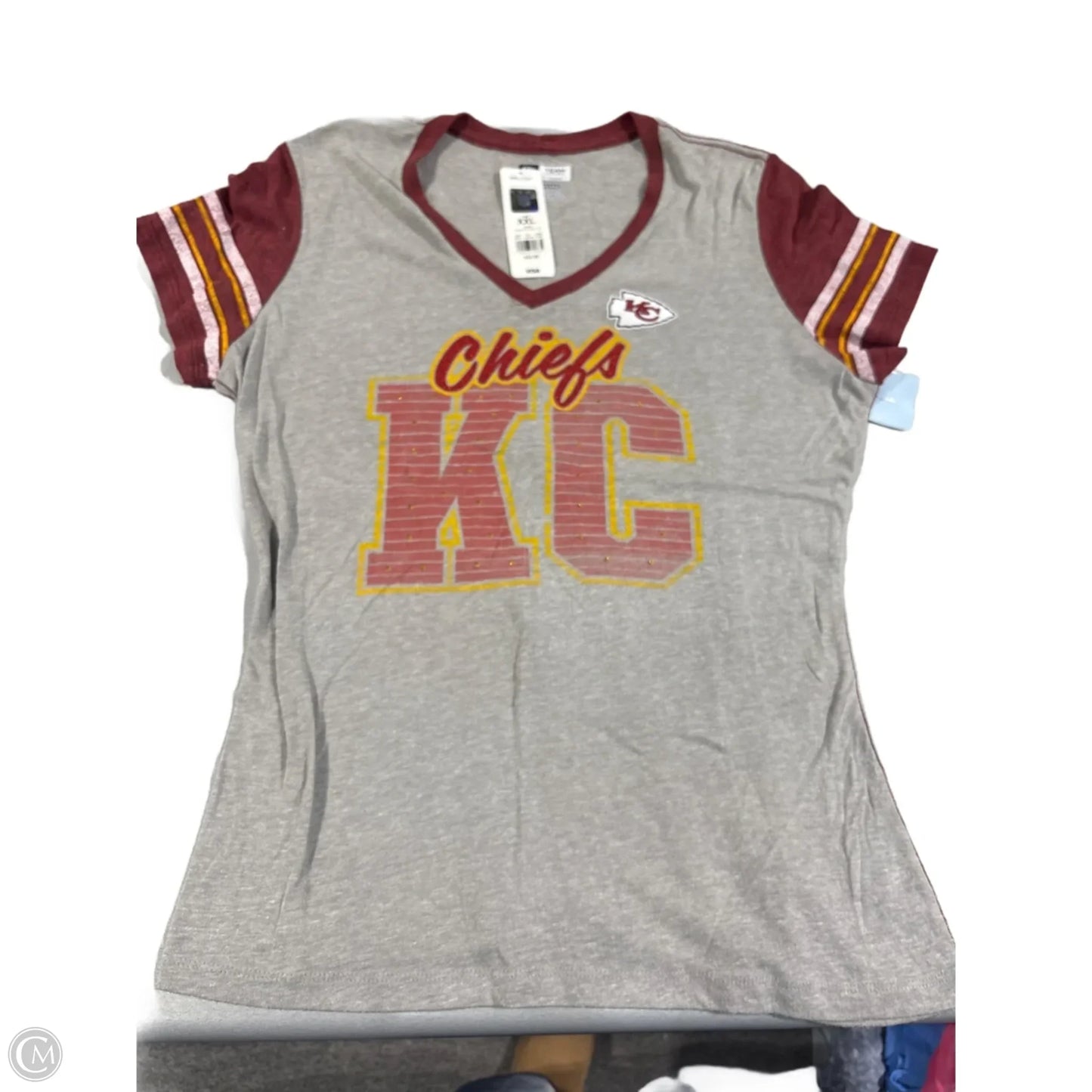 Top Short Sleeve By Nfl In Grey & Red, Size: Xxl