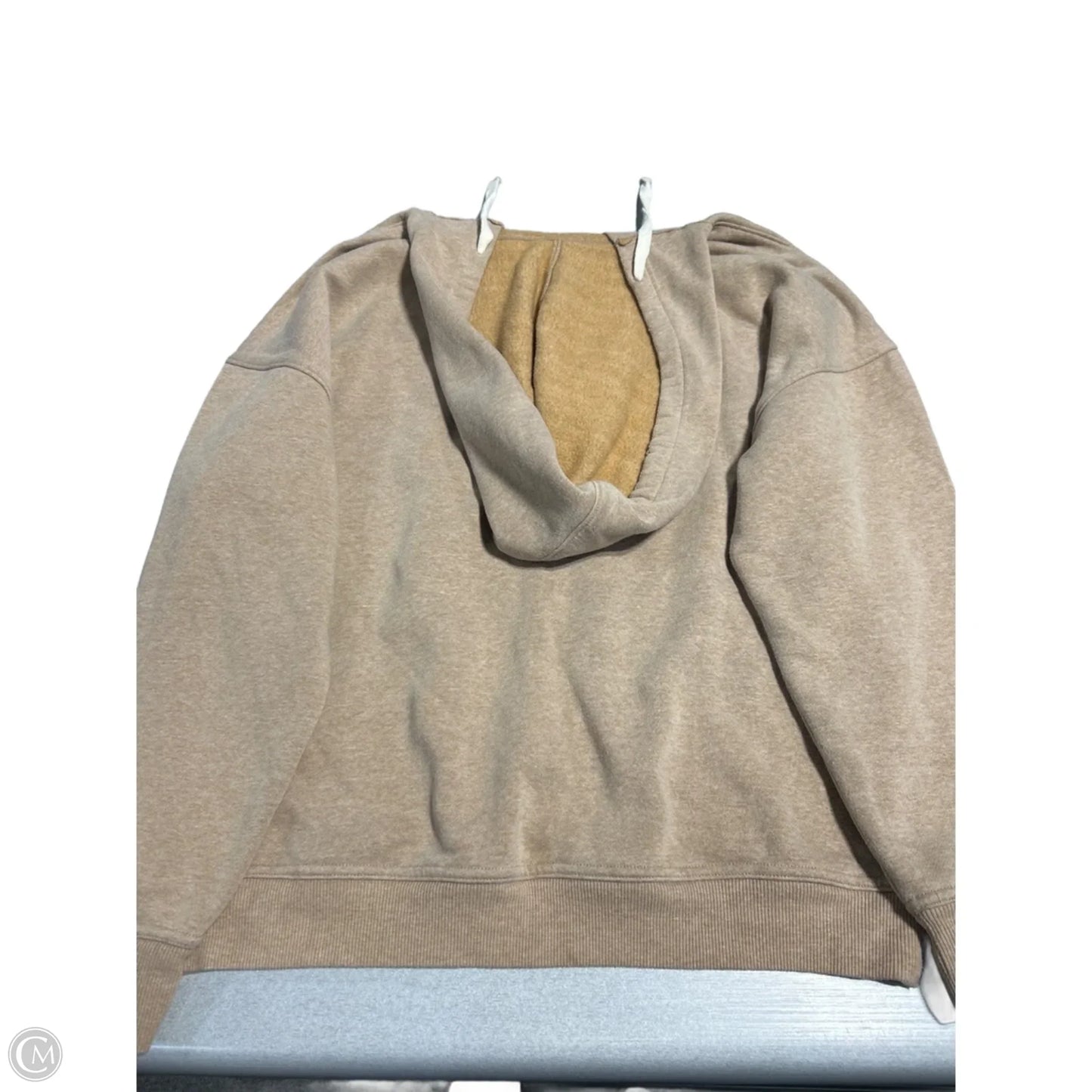 Sweatshirt Hoodie By Universal Thread In Tan, Size: M