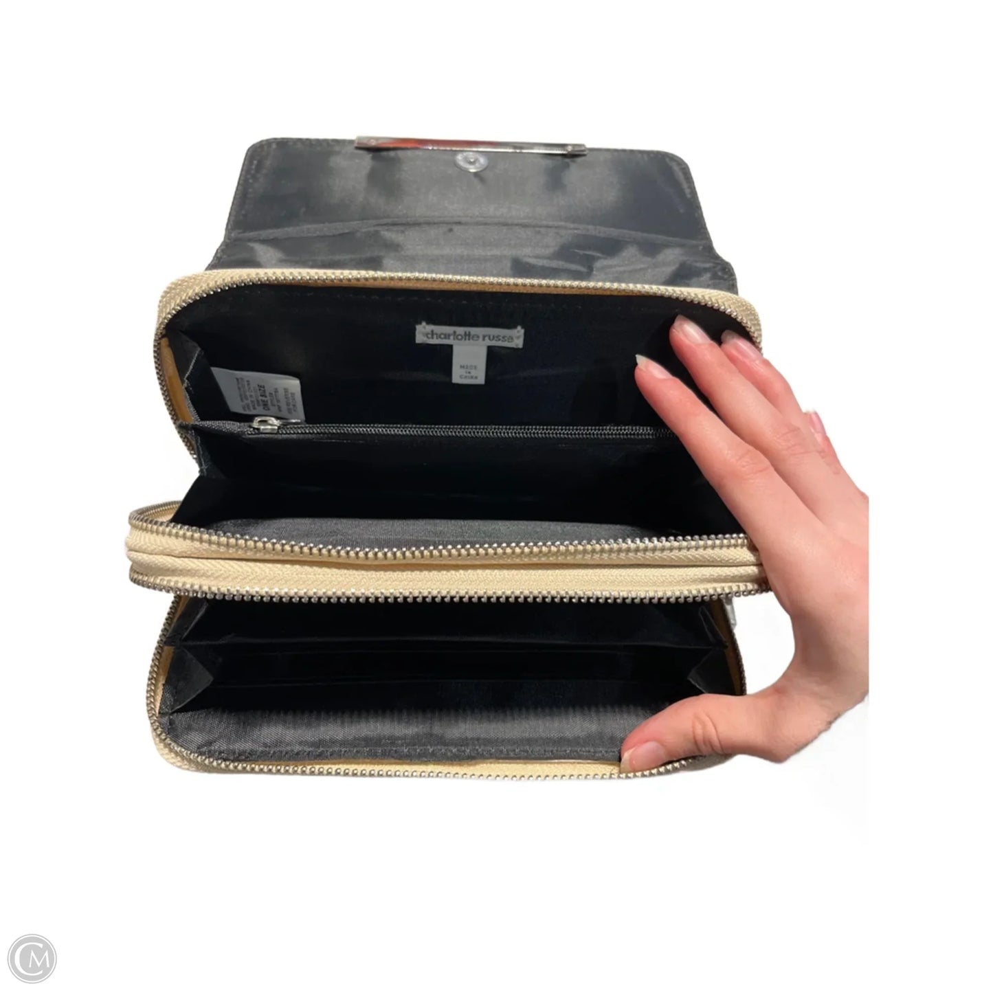 Wristlet By Cmf, Size: Medium