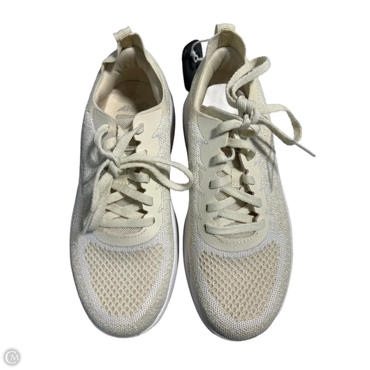 Shoes Sneakers By Avia In Cream, Size: 7.5