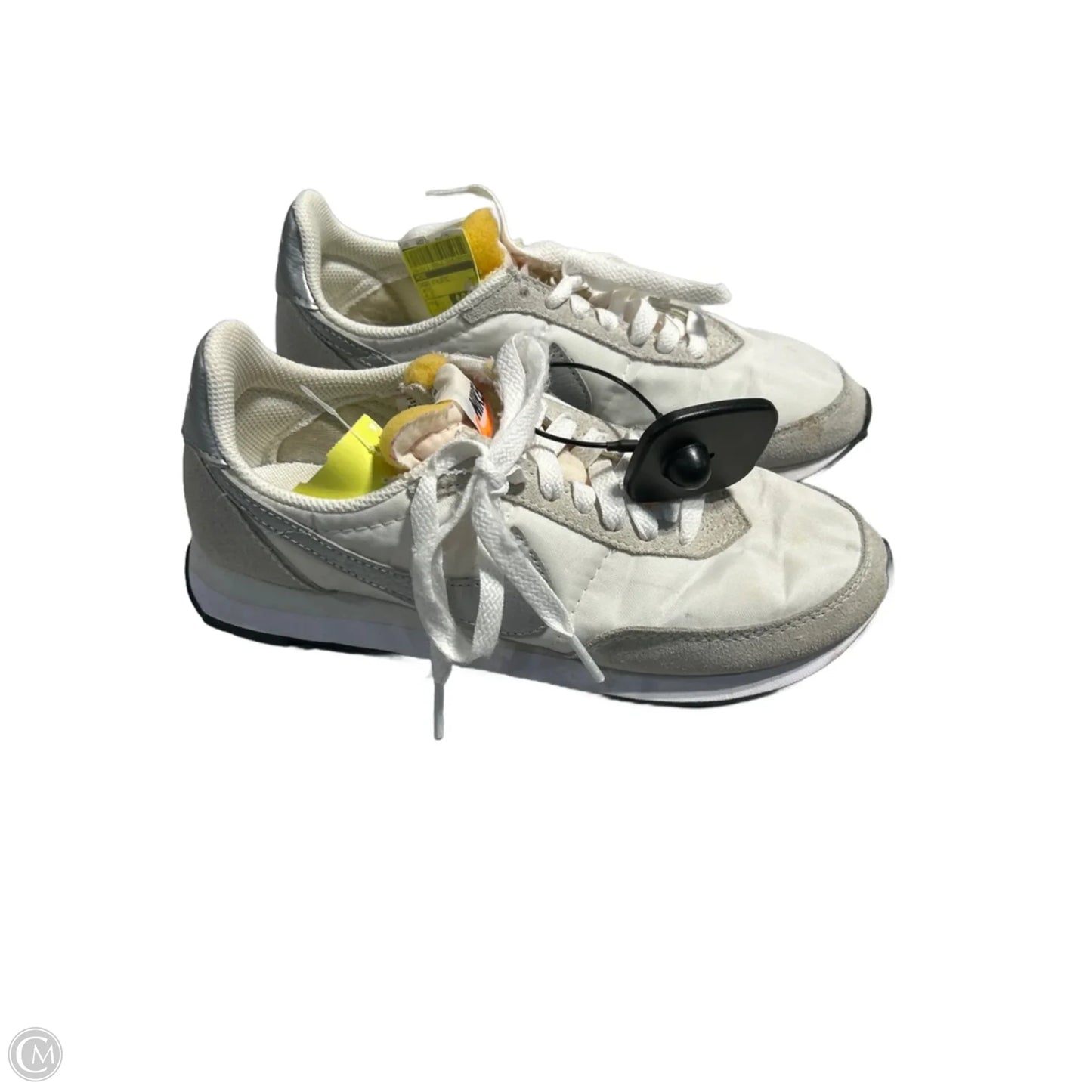 Shoes Athletic By Nike In White, Size: 6