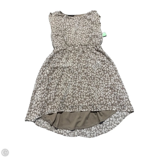 Dress Casual Short By Maurices In Brown, Size: M