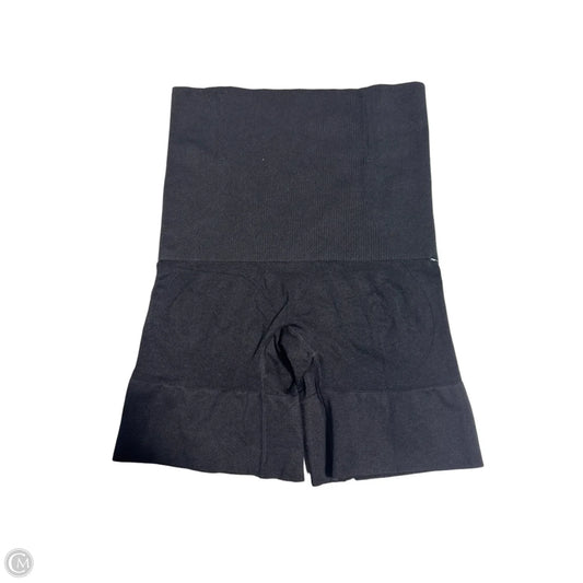 Athletic Shorts By Cme In Black, Size: L